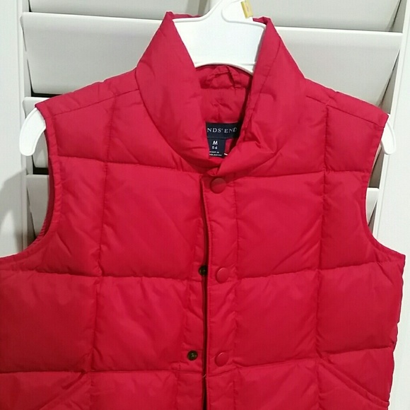 NWOT 5/6 Puffer Vest - Picture 2 of 6